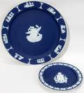 042445 WEDGWOOD BLUE JASPERWARE PLATES LATE 19TH C
