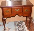 020492 QUEEN ANNE MAHOGANY LOWBOY H 32 W 34 D 17