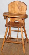 022556 AMERICAN WALNUT HIGHCHAIR W TRAY H 35