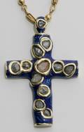 061168 12CT TW ROUGH DIAMOND  ENAMEL CROSS PENDANT