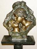 092105 R AURILI BRONZE MOTHER  CHILD BUST