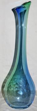 080107 ADAM JABLONSKI GLASS FREEFORM VASE H 18
