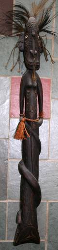 072137 CARVED WOOD AFRICAN STAFF H 28