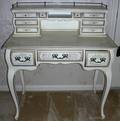 071168 DECORATED WHITE LADYS DESK H 39 W 36