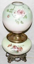 101274 VICTORIAN GONEWITHTHEWIND PARLOR LAMP H19