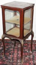 081238 FRENCH MAHOGANY VITRINE WGILT METAL MOUNTS