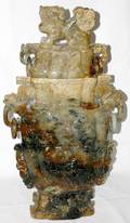 102231 JADE PALACE VASE WRING HANDLES  FOO LION