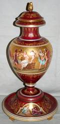 102225 ROYAL VIENNA PORCELAIN COVERED URN