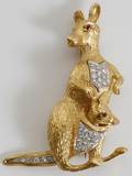 062236 GOLD  PAVE DIAMOND KANGAROO BROOCH