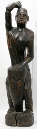062282 AFRICAN CARVED WOOD DRUMMER H 37