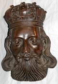 101432 CARVED MAHOGANY SCULPTURE OF CROWNED MALE HEAD