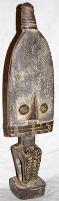 100265 AFRICAN WOOD AND METAL FIGURE H 13