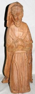 082361 CARVED WOOD FIGURE OF A CLERGYMAN