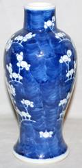 071419 CHINESE HAWTHORNE PORCELAIN VASE 19TH C