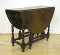 William  Mary mahogany gateleg table ca 1730