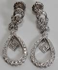061501 136 CT DANGLING DIAMOND EARRINGS L 1 14