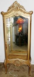102462 EUROPEAN CARVED WOOD  GILT VITRINE