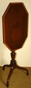 062456 SHERATON STYLE TILT TOP TABLE H 28 W 15