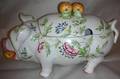 061545 ITALIAN POTTERY SOUP TUREEN FORM OF A PIG