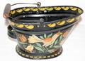 072525 DECORATED TOLE COAL SCUTTLE WITH BAIL HANDLE