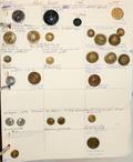 093081 STATE SEAL BUTTONS INCLUDING ANTIQUE