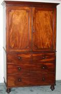081030 WILLIAM IV FIGURED MAHOGANY LINEN PRESS H 87