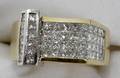 041065 18K GOLD  25CT DIAMONDS GENTLEMANS RING