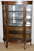 021121 AMERICAN OAK CHINA CABINET C1910