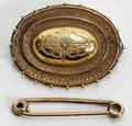 121215 VICTORIAN 15K GOLD BROOCH W PHOTO ON REVERSE