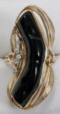 041186 14K GOLD BLACK CORAL  DIAMOND LADYS RING