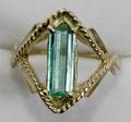010102 14K GOLD  15CT COLOMBIAN EMERALD RING