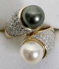 010097 18K YELLOW GOLD DIAMOND  PEARL RING
