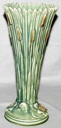 040217 GREEN POTTERY FLOWER VASE PUSSY WILLOWS