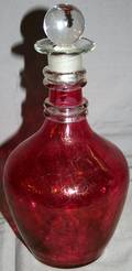 030145 CRANBERRY TO CLEAR CRACKLE GLASS DECANTER