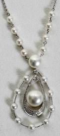010200 14K WHITE GOLD DIAMOND  PEARL NECKLACE L16