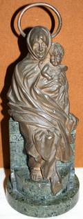 040264 BRONZE SCULPTURE MADONNA  CHILD C1920 9
