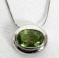 032287 45CT PERIDOT PENDANT  NECKLACE W5