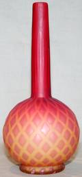 021374 MOTHEROFPEARL SATIN GLASS STICK NECK VASE