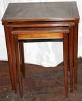 041484 MAHOGANY NEST OF TABLES TOOLED LEATHER TOPS