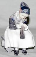 011508 ROYAL COPENHAGEN PORCELAIN KNITTING FIGURINE