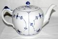 112352 ROYAL COPENHAGEN BLUE LACE TEA POT H7