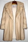 122446 WHITE MINK COAT ROLLINS FURS LABEL 8 LENGTH