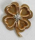 121598 14K YELLOW GOLD  DIAMOND CLOVER PIN W1