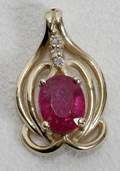 010477 14K YELLOW GOLD 14CT RUBY  DIAMOND PENDANT
