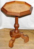 021565 WALNUT PEDESTAL STAND C1960 H23 W15