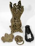 031675 ENGLISH BRASS PIECES  IRON DOOR KNOCKER