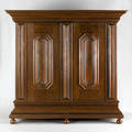 Pennsylvania walnut schrank dated 1762