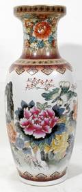 020563 CHINESE HAND PAINTED POTTERY VASE