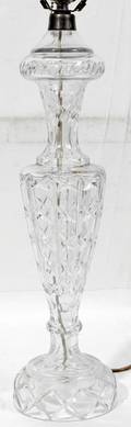 012554 CUT CRYSTAL TABLE LAMP H17