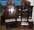 021056 VICTORIAN RENAISSANCE REVIVAL WALNUT BED